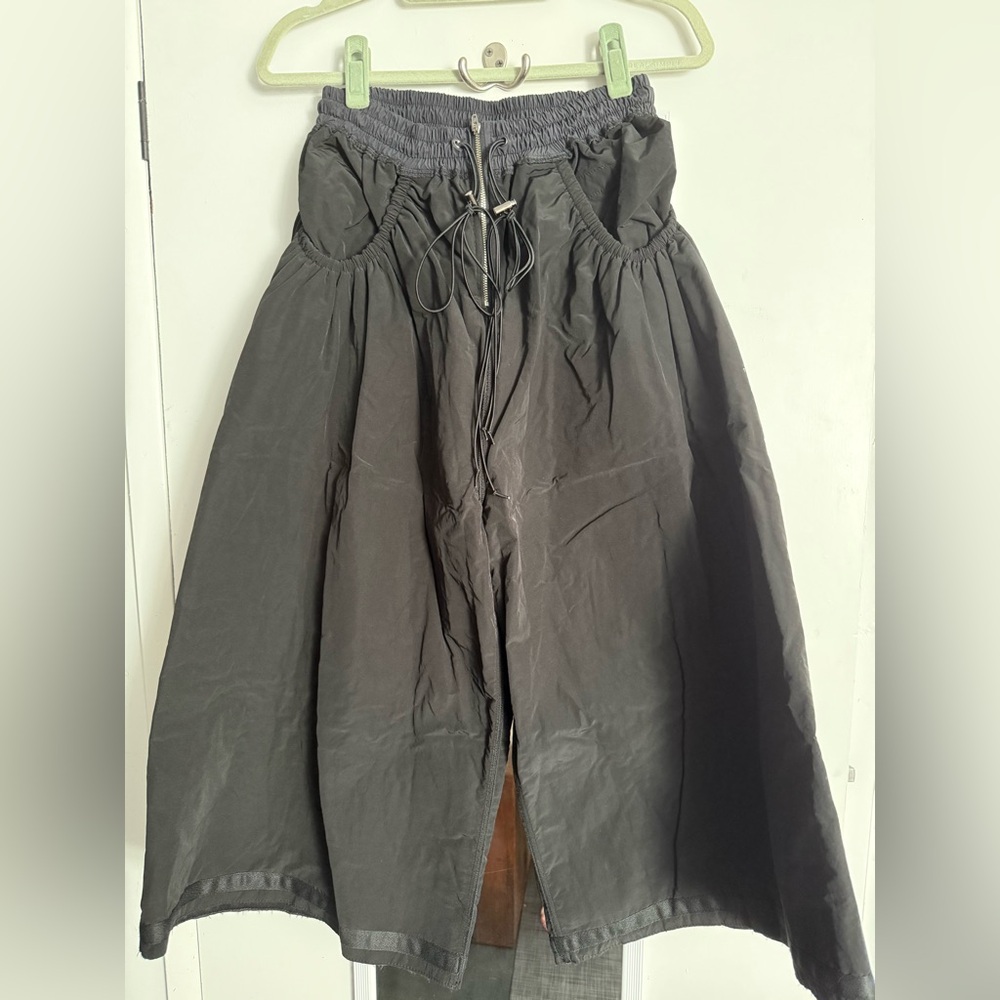 Anthropologie Black Wide-Leg Crop Pants Size M